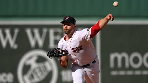 Former Boston Red Sox starting pitcher James Paxton